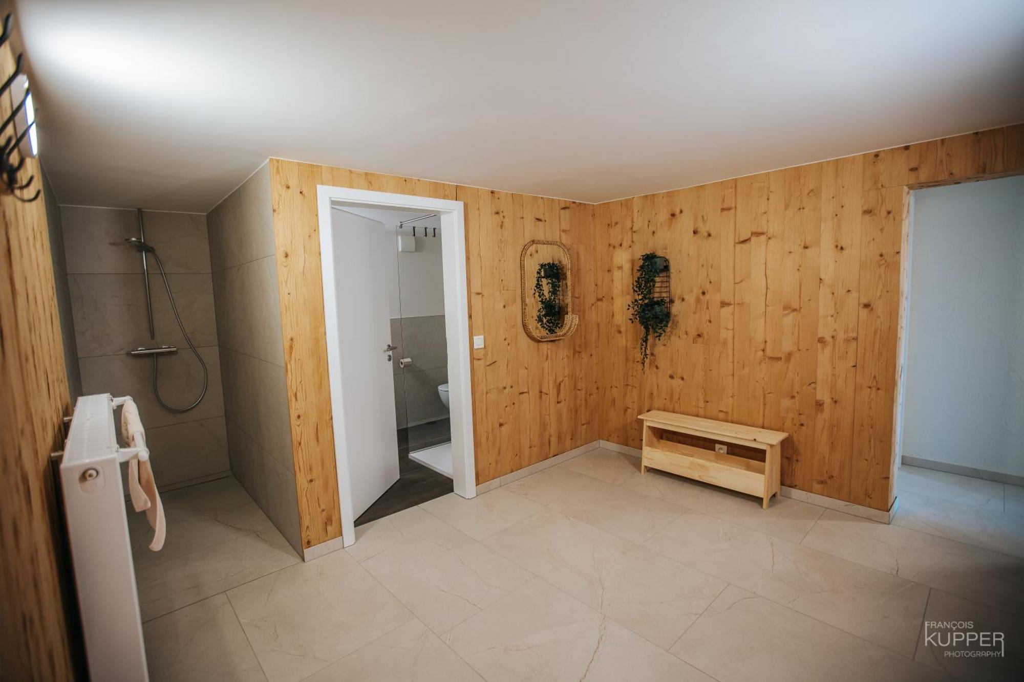 Le Noir Flohay 30 Pers - Malmedy, Vue, Wellnessヴィラ エクステリア 写真